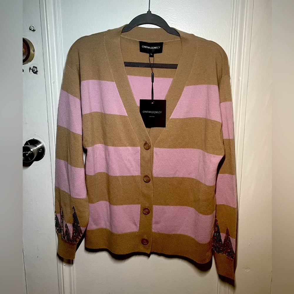 🌸Cashmere/Wool Button Down Designer Sweater ✨⭐️✨